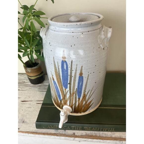 Rare Vintage 1960s MCM Farmhouse Stoneware Dispenser For Water Tea or Lemonade - Picture 3 of 10